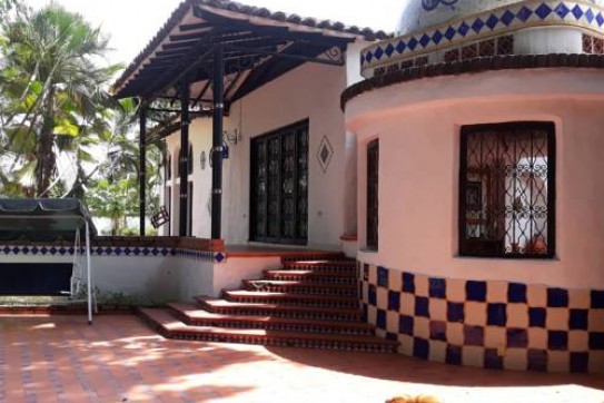 HOSTAL CASA CONSTANTINO