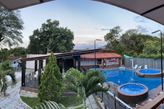 HOTEL CAMPESTRE MANOA